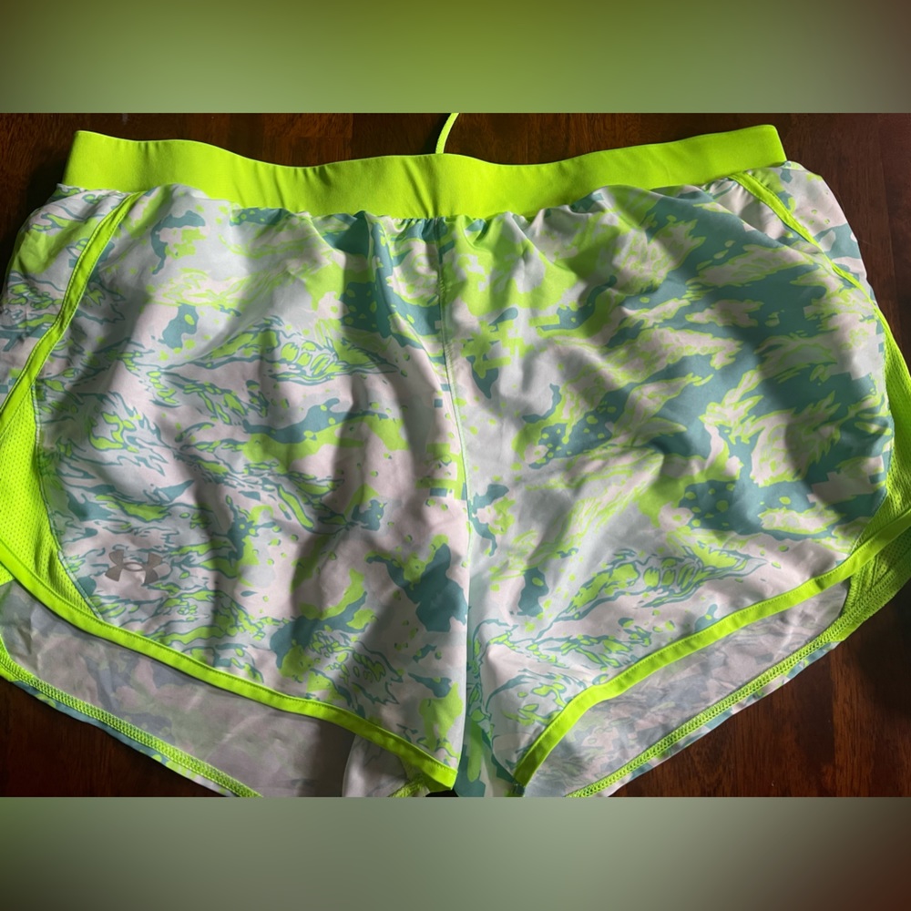 Under armour shorts.